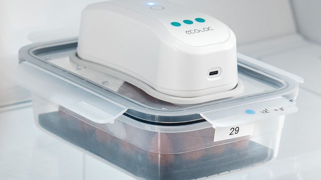 Plastic sealable food container with food in on top of which is a device for killing microorganisms with UV light. 